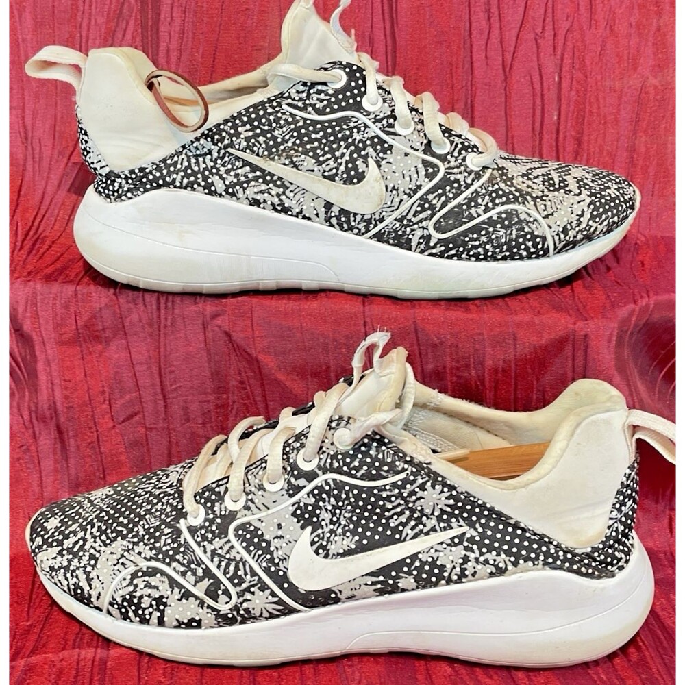 Womens Nike 7 Kaishi 2.0 #833667-011 White/Black Design Running Shoes sz 7 - Picture 2 of 8